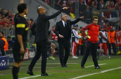 Guardiola y Ancelotti en la banda