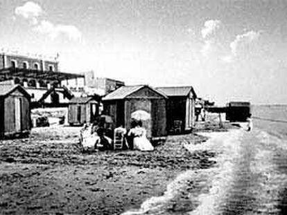 Balneario y playa de Rota en los años veinte.