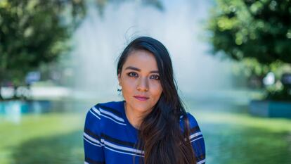La escritora mexicana Laura Baeza.