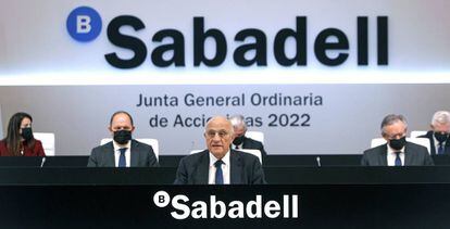 El Presidente del Banco de Sabadell, Josep Oliu, en la pasada junta de accionistas de marzo. 