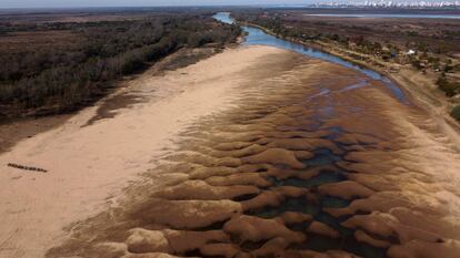 Vista aérea del Río Paraná en Rosario, Argentina, el pasado 4 de julio.