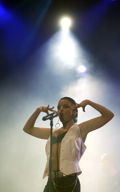 La cantante Chenoa, en el concierto del noveno Aniversario de Fan Club.