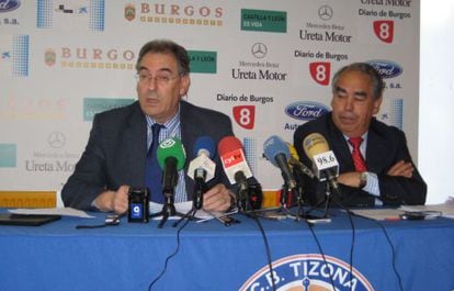 Miguel &Aacute;ngel Benavente, presidente del Tizona Burgos, y el vicepresidente, Fernando Andr&eacute;s, en la rueda de prensa del club.
