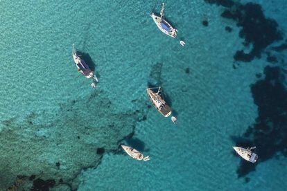 Vista aérea de las aguas de Formentera (Baleares).