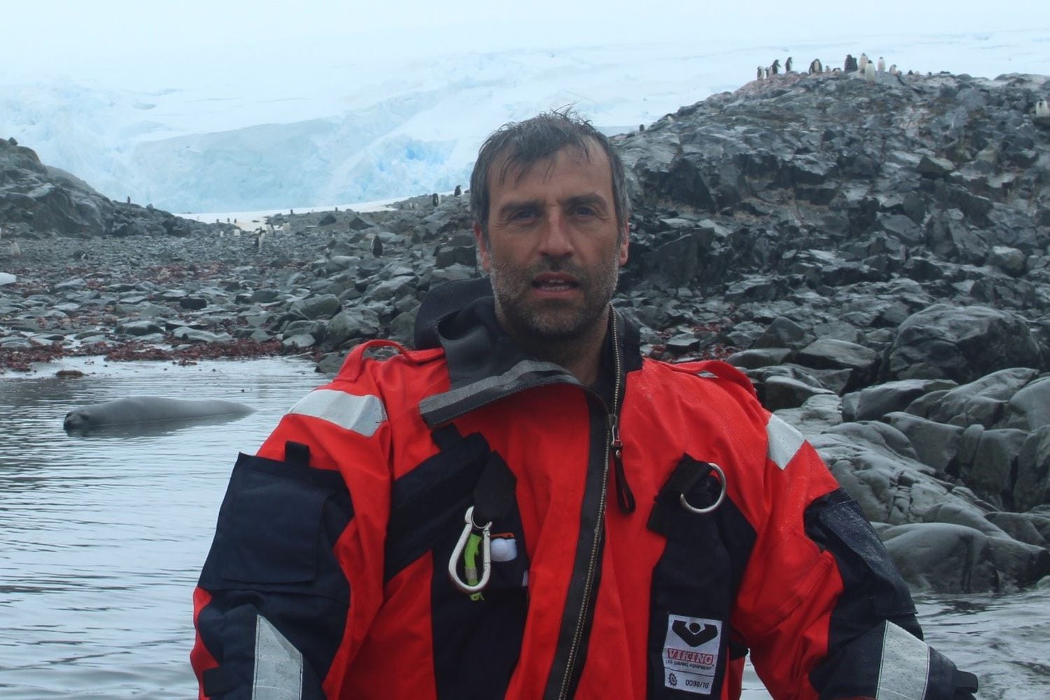 El investigador del CSIC Manuel Dall’Osto, en una expedición a la Antártida en 2017.