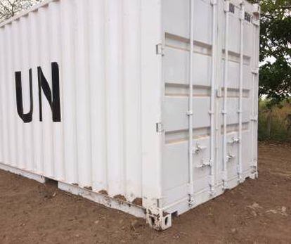 Uno de los contenedores de la ONU para el almacenamiento de las armas.