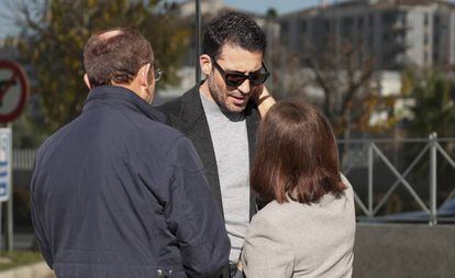 Miguel Ángel Silvestre despide a su padre tras su muerte inesperada | Gente  | EL PAÍS