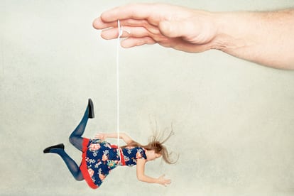 El exceso de control de algunos jefe con sus empleados genera mal ambiente y problemas de salud mental.