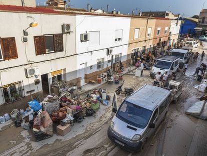 La localidad de Orihuela (Alicante), tras cuatro días incomunicada.