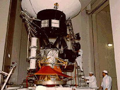 Una de las Voyager durante las pruebas antes del lanzamiento en 1977.