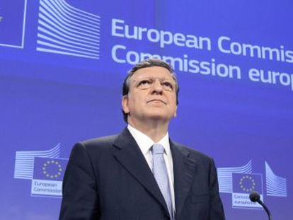 Jos&eacute; Manuel Durao Barroso habla en una conferencia de prensa en Brusleas.