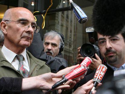El general Philippe Rondot (izquierda), el 22 de mayo de 2006 en París.