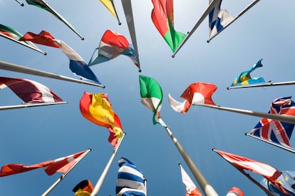 international flags
