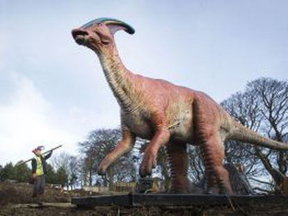 Figura de un dinosaurio del zoo de Edimburgo.
