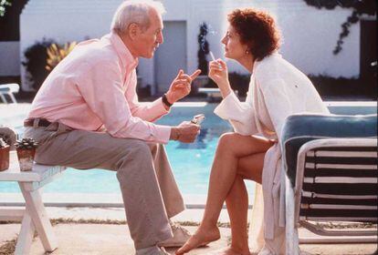 Paul Newman y Susan Sarandon, en un fotograma del la película 'Al caer el sol'.