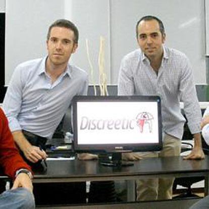 Diego, Jaime, Alejandro, y Gonzalo Vázquez (de izqda. a dcha.), fundadores de Discreetic.com