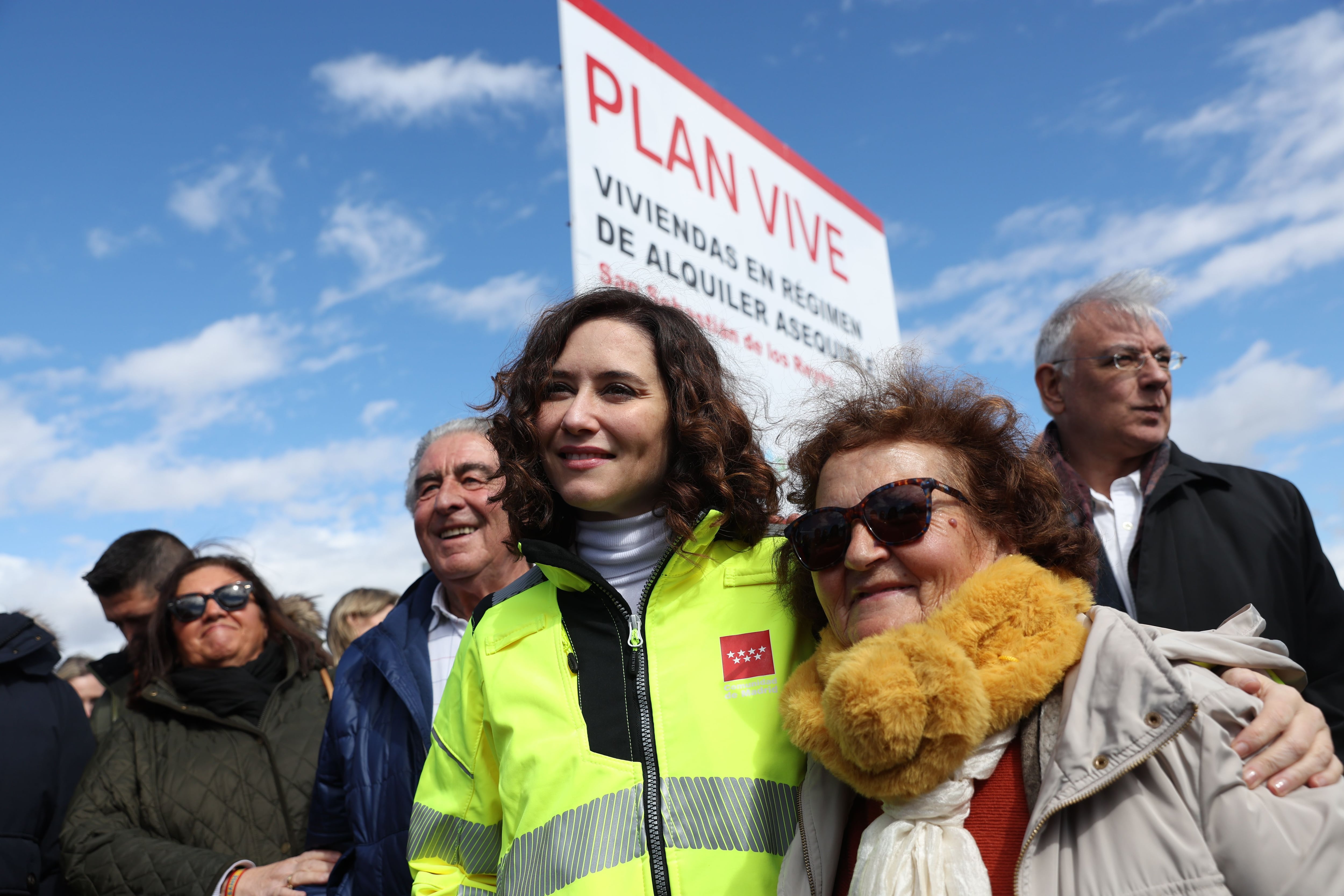 El Supremo declaró ilegal cobrar el IBI a inquilinos de vivienda pública, como hace Ayuso con sus “alquileres asequibles”