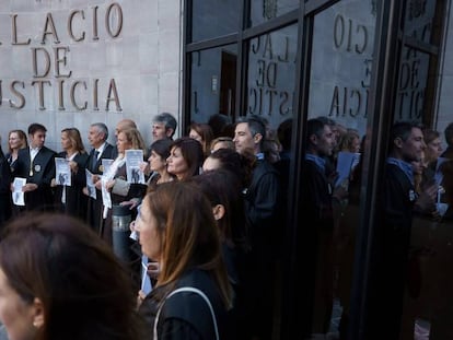 Letrados de la Administración de Justicia durante la jornada de huelga del 29 de noviembre.