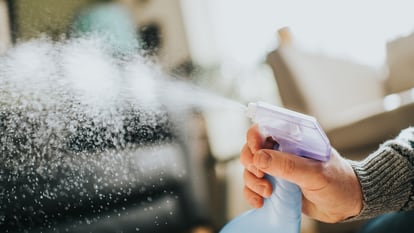 Spray refrescante para telas y eliminador de olores