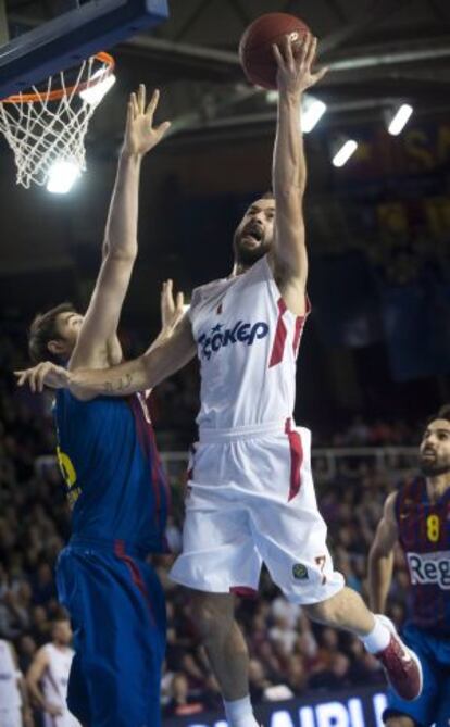 Lorbek y Spanoulis, en un partido en 2013.