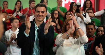 Pedro Sánchez y Susana Díaz, en un mitin en Vícar (Almería) el pasado marzo.