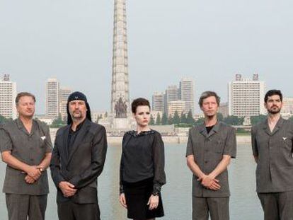 Un documental relata el periplo, en 2015, de los eslovenos Laibach, los pioneros en dar un concierto en el totalitario pais asiático