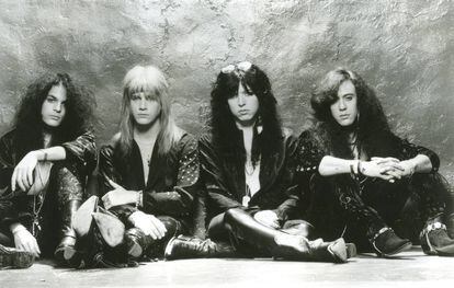 Fred Coury, Eric Brittingham, Tom Keifer, Jeff LaBar, miembros de Cinderella, demostraron que todo era posible en el 'hair metal', incluso que una banda se llamase Cenicienta. En la imagen posan en 1990.
