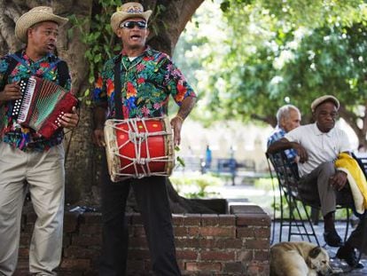 Músicos en una plaza de la Zona Colonial de Santo Domingo (República Dominicana).