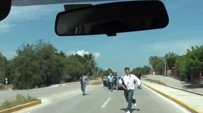 Civiles armados intimidan a periodistas en Guerrero (M&eacute;xico). 