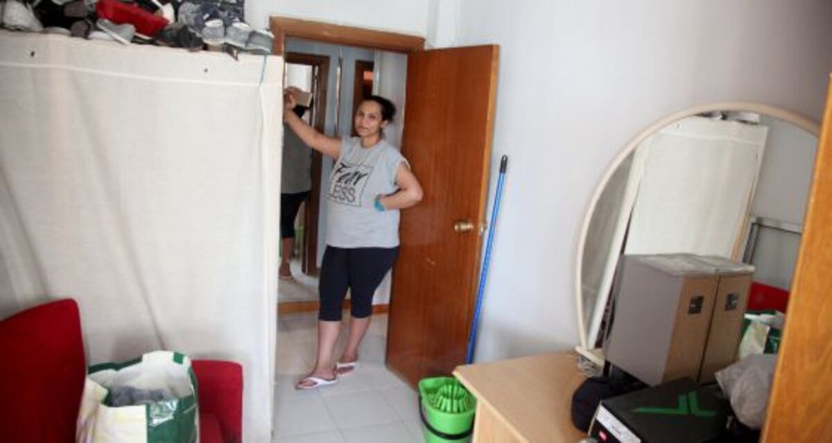 Los Vecinos Del Edificio Contiguo Al Ca do En Carabanchel Vuelven A 