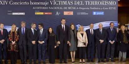 Los Reyes, durante el homenaje a las víctimas del terrorismo de este jueves en Madrid, con motivo del 12º aniversario del 11-M.