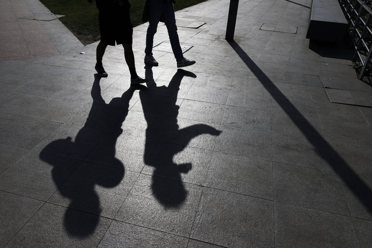 De la bufanda al pantalón corto: Sudamérica experimenta récords de altas temperaturas en pleno invierno | Sociedad