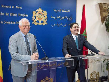 Josep Borrell, ministro de Exteriores, junto a su homólogo marroquí, Nasser Bourita, el pasado junio, en Rabat.