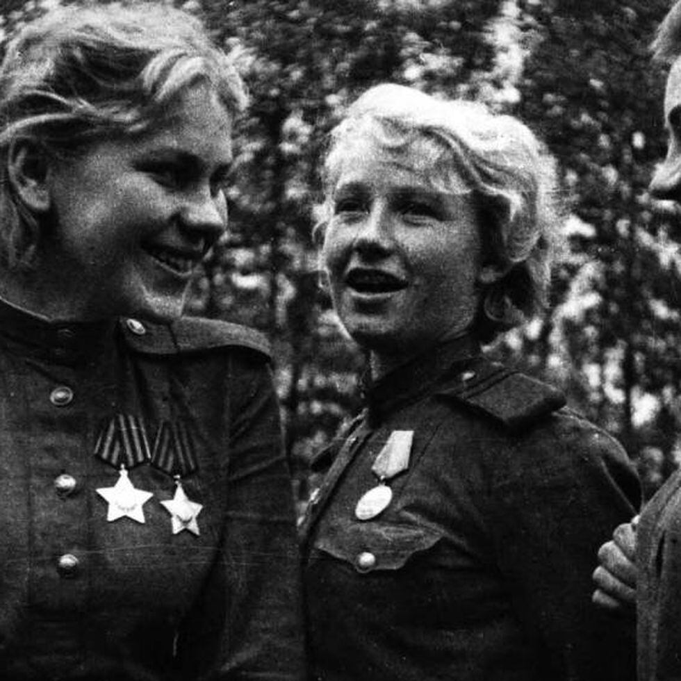 Las chicas que les volaban los sesos a los nazis | Cultura | EL PAÍS