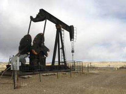 Pozo de petróleo en Casper, Wyoming.