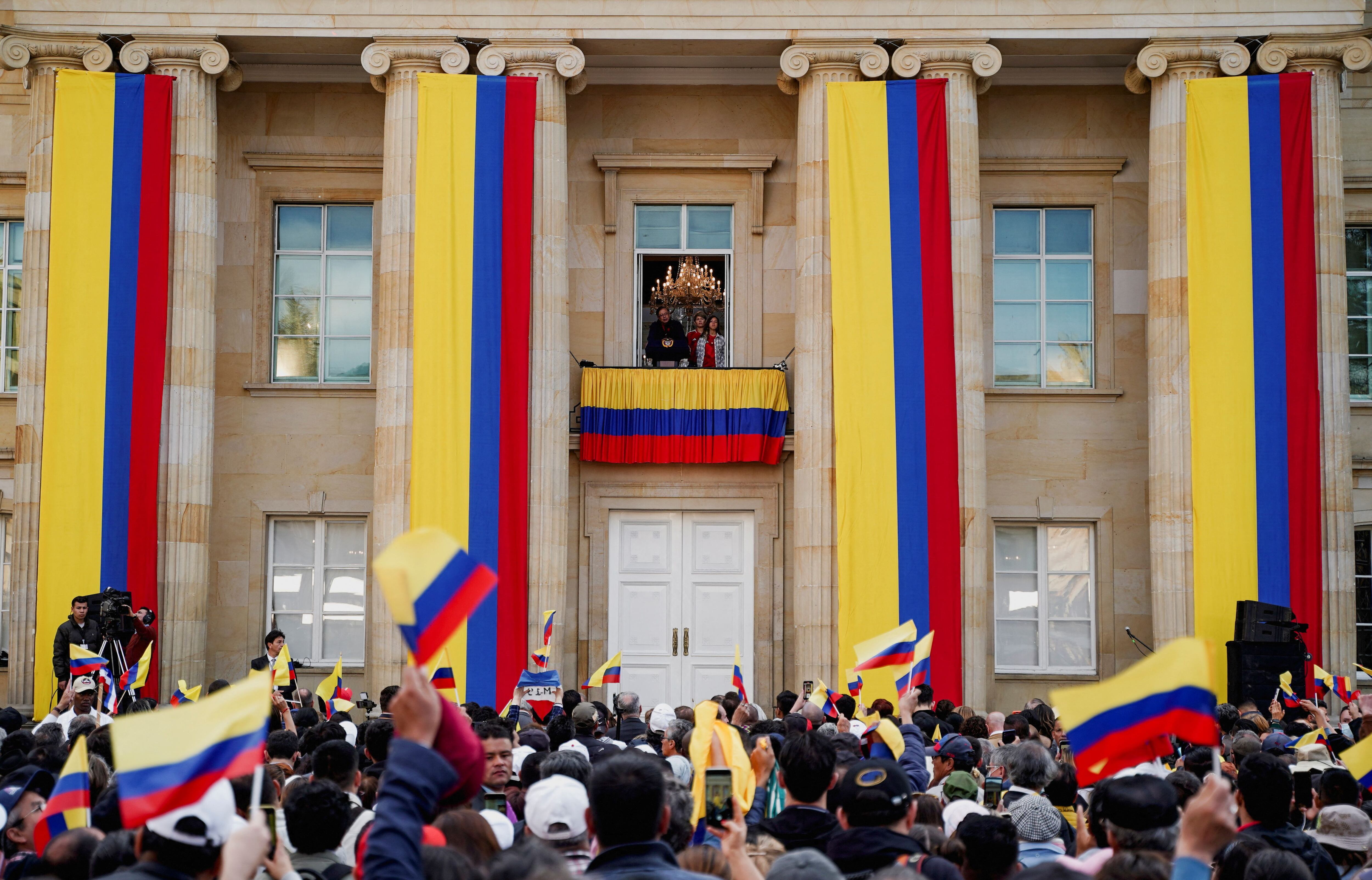 El presidente Gustavo Petro habló desde el balcón de la Casa de Nariño