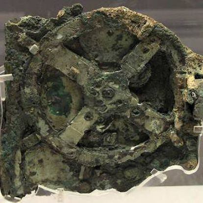 Restos del Mecanismo de Antikythera: MUSEO ARQUEOLÓGICO DE ATENAS
