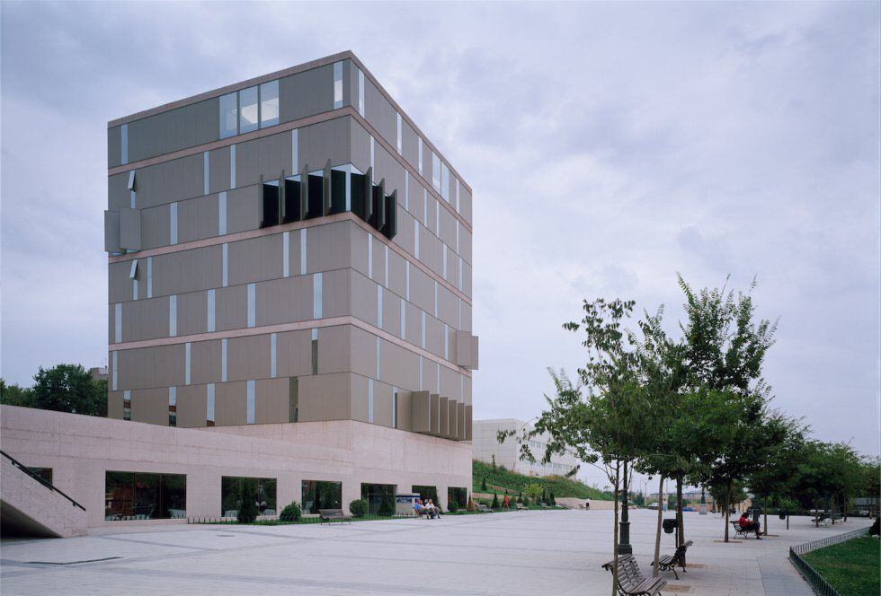 Biblioteca pública José Hierro en Usera, en una imagen de 2018.