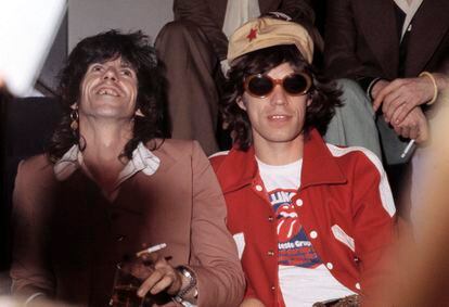 Keith Richards y Mick Jagger en Dinamarca en 1973, el año en el que se publicó el disco 'Goats Head Soup', donde se incluye 'Angie'.