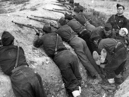 Trinchera en Guadarrama, al norte de Madrid, en 1936. 