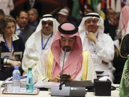 El ministro del Petróleo saudí, Khaled al-Faleh, el miércoles en Argel.