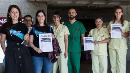 Personal sanitario protesta en Galicia contra la precariedad laboral.