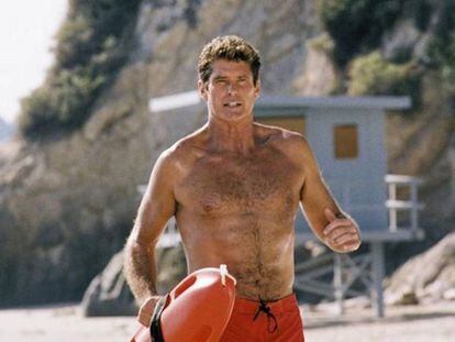 David Hasselhoff, feliz y musculado en la serie 'Los vigilantes de la playa'.