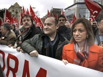 Carme Chac&oacute;n, en la protesta contra la reforma laboral en Barcelona.