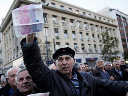 Protestas de pensionistas en Atenas