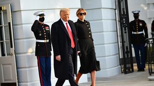 Donald Trump abandona la Casa Blanca el pasado 20 de enero junto a su esposa, Melania Trump.