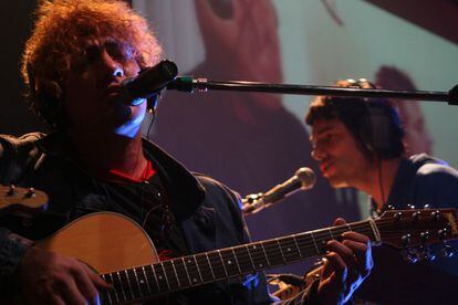 Cristian 'Pity' Álvarez, durante un concierto con el grupo Intoxicados, en Buenos Aires, en 2008.