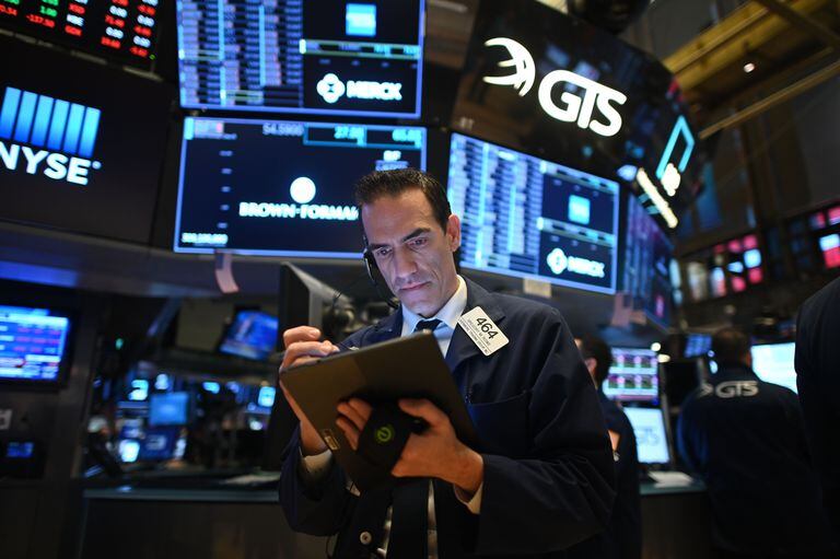 Un broker en la Bolsa de Nueva York.