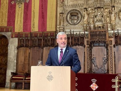 El alcalde de Barcelona, Jaume Collboni, durante una comparecencia este miércoles en el Saló de Cent del Ayuntamiento de Barcelona.