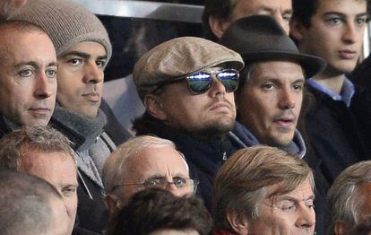 Leonardo di Caprio, entre los asistentes al partido.